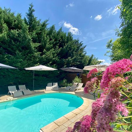 O Clair De Lune Au Coeur De Sarlat - Chambres Climatisees - Parking Prive - Piscine Chauffee - Spa Et Massages מראה חיצוני תמונה