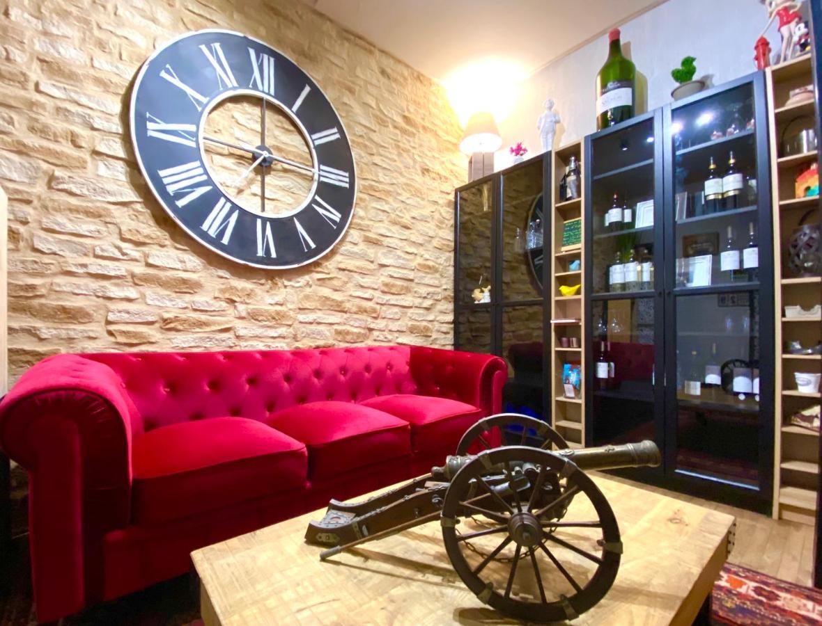 O Clair De Lune Au Coeur De Sarlat - Chambres Climatisees - Parking Prive - Piscine Chauffee - Spa Et Massages מראה חיצוני תמונה