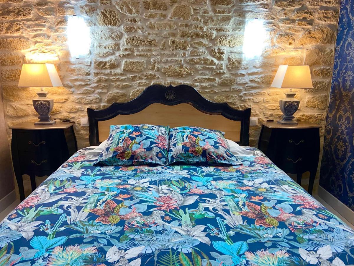O Clair De Lune Au Coeur De Sarlat - Chambres Climatisees - Parking Prive - Piscine Chauffee - Spa Et Massages מראה חיצוני תמונה