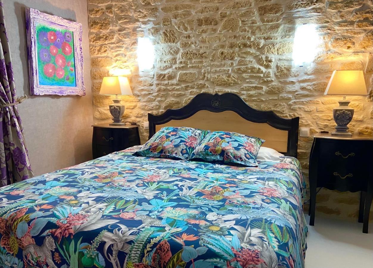 O Clair De Lune Au Coeur De Sarlat - Chambres Climatisees - Parking Prive - Piscine Chauffee - Spa Et Massages מראה חיצוני תמונה