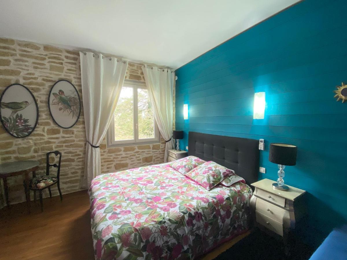 O Clair De Lune Au Coeur De Sarlat - Chambres Climatisees - Parking Prive - Piscine Chauffee - Spa Et Massages מראה חיצוני תמונה