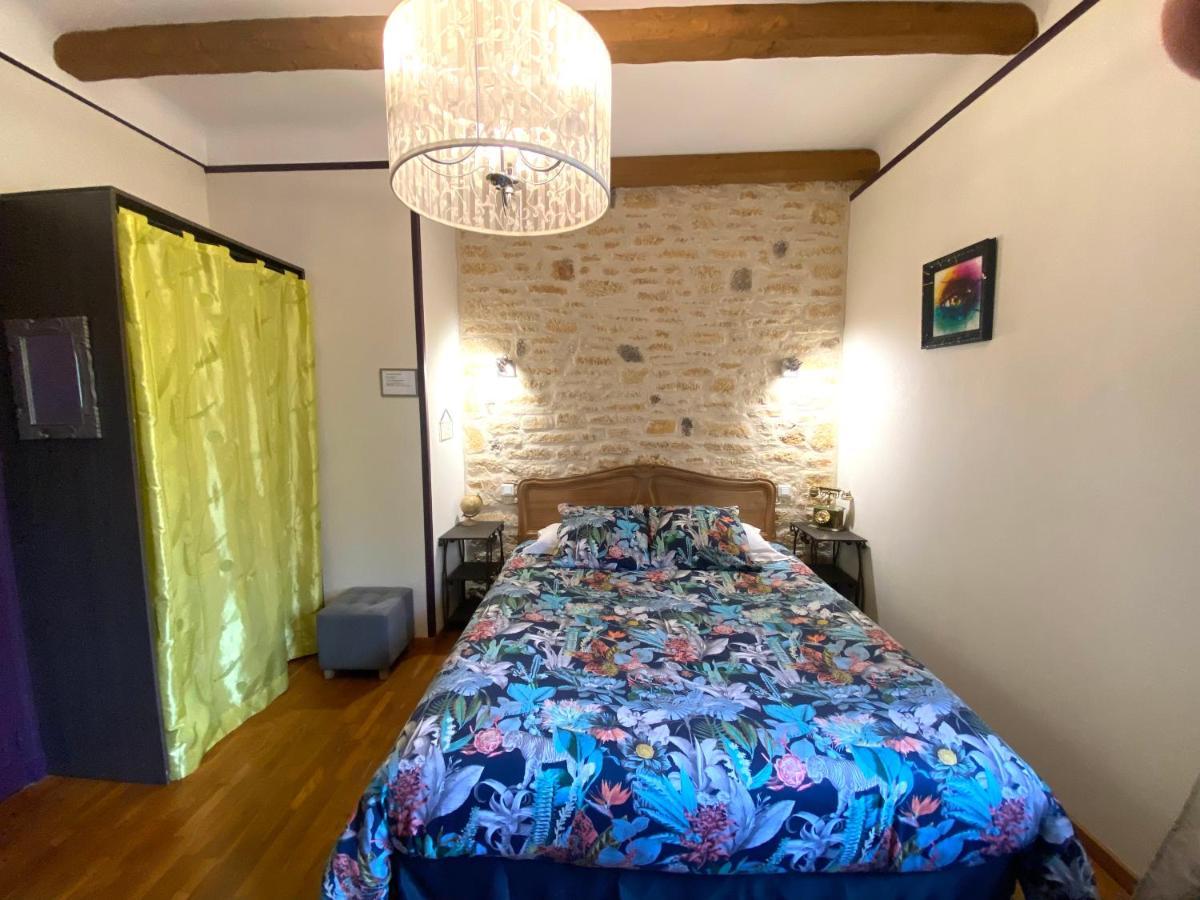 O Clair De Lune Au Coeur De Sarlat - Chambres Climatisees - Parking Prive - Piscine Chauffee - Spa Et Massages מראה חיצוני תמונה