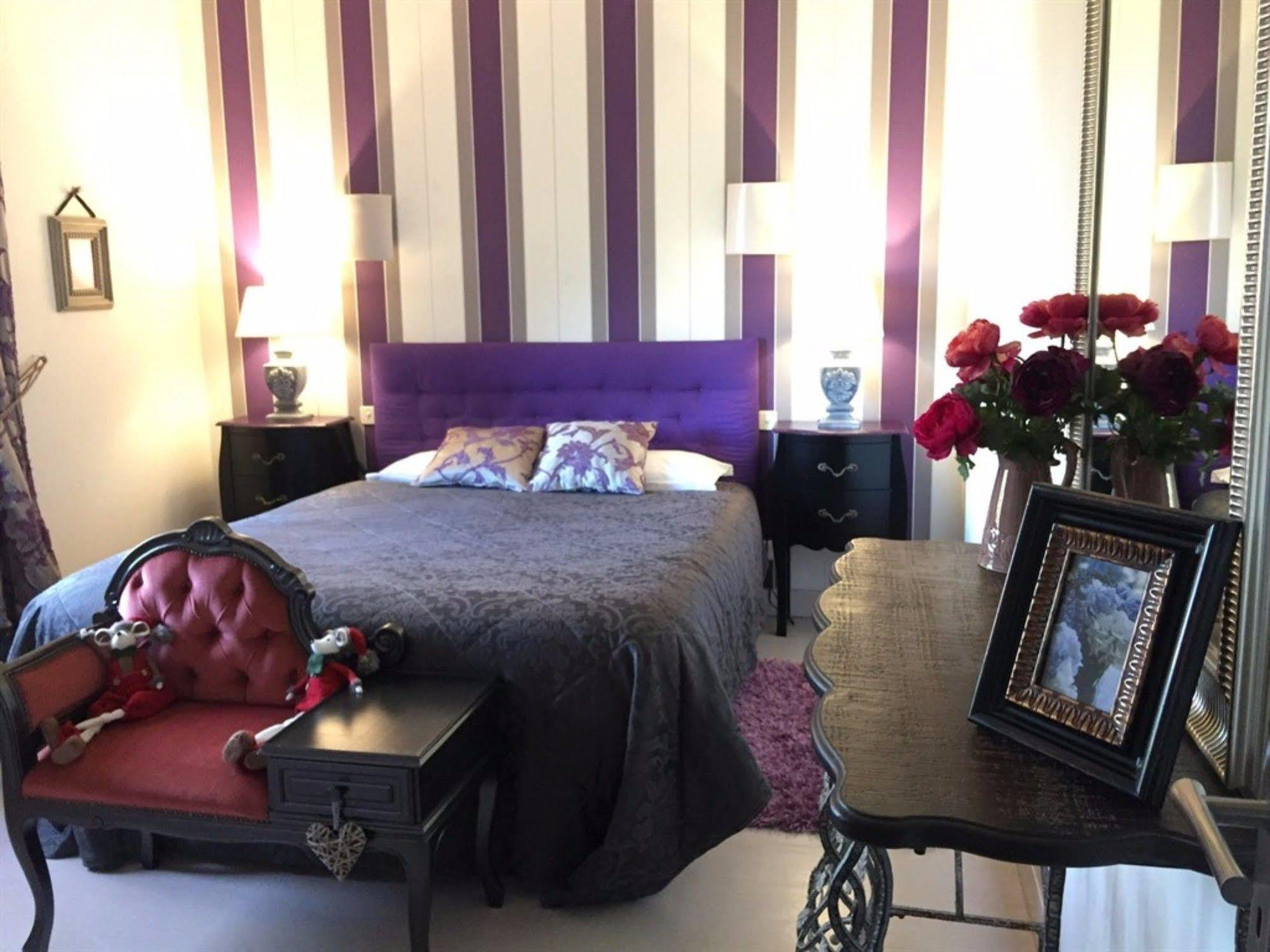 O Clair De Lune Au Coeur De Sarlat - Chambres Climatisees - Parking Prive - Piscine Chauffee - Spa Et Massages מראה חיצוני תמונה