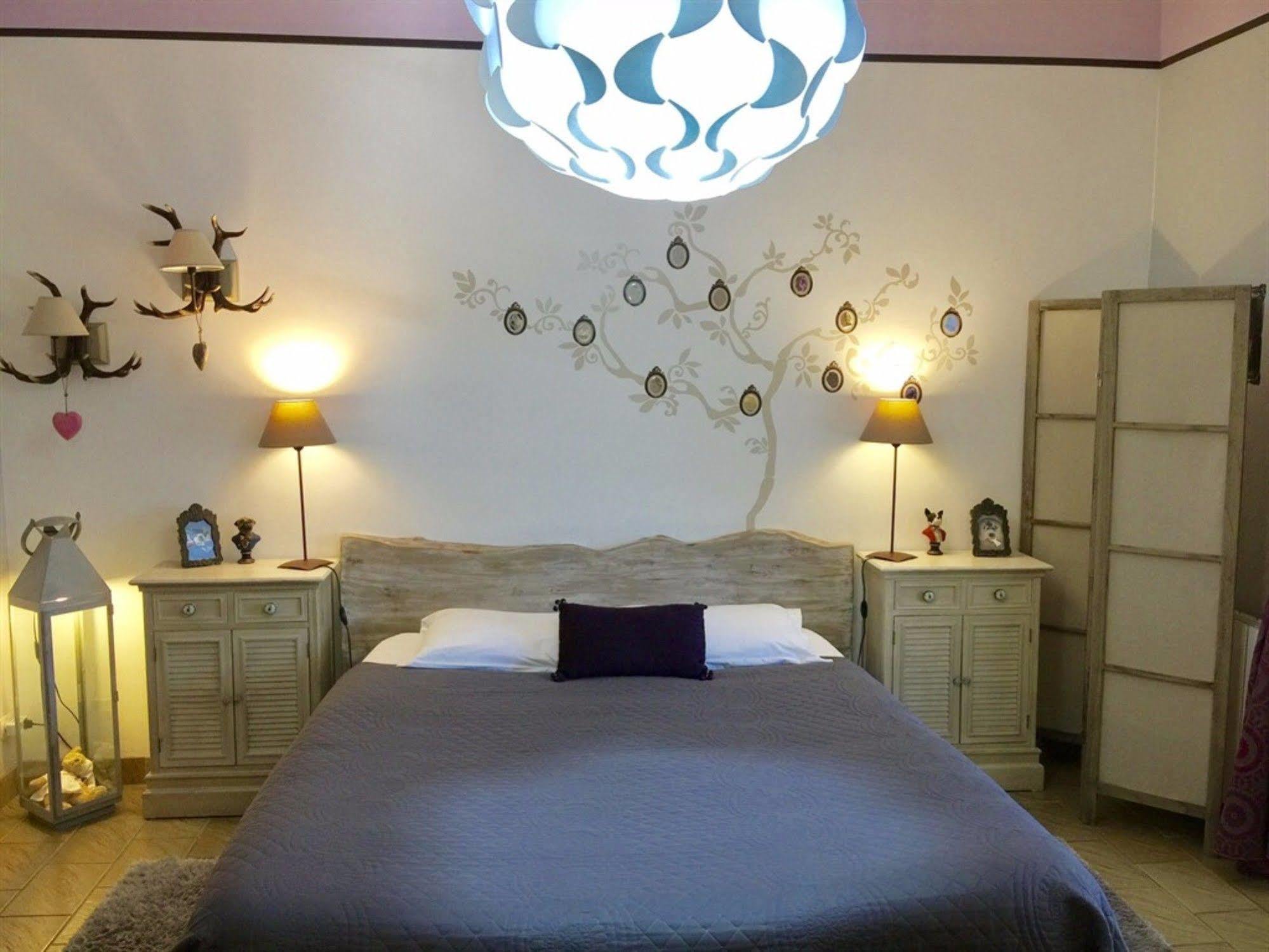 O Clair De Lune Au Coeur De Sarlat - Chambres Climatisees - Parking Prive - Piscine Chauffee - Spa Et Massages מראה חיצוני תמונה